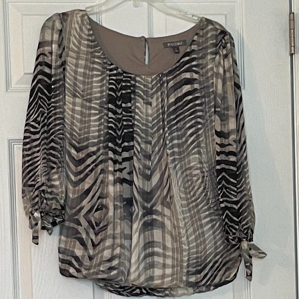 NEW Multi Color Bubble Hem Top, s